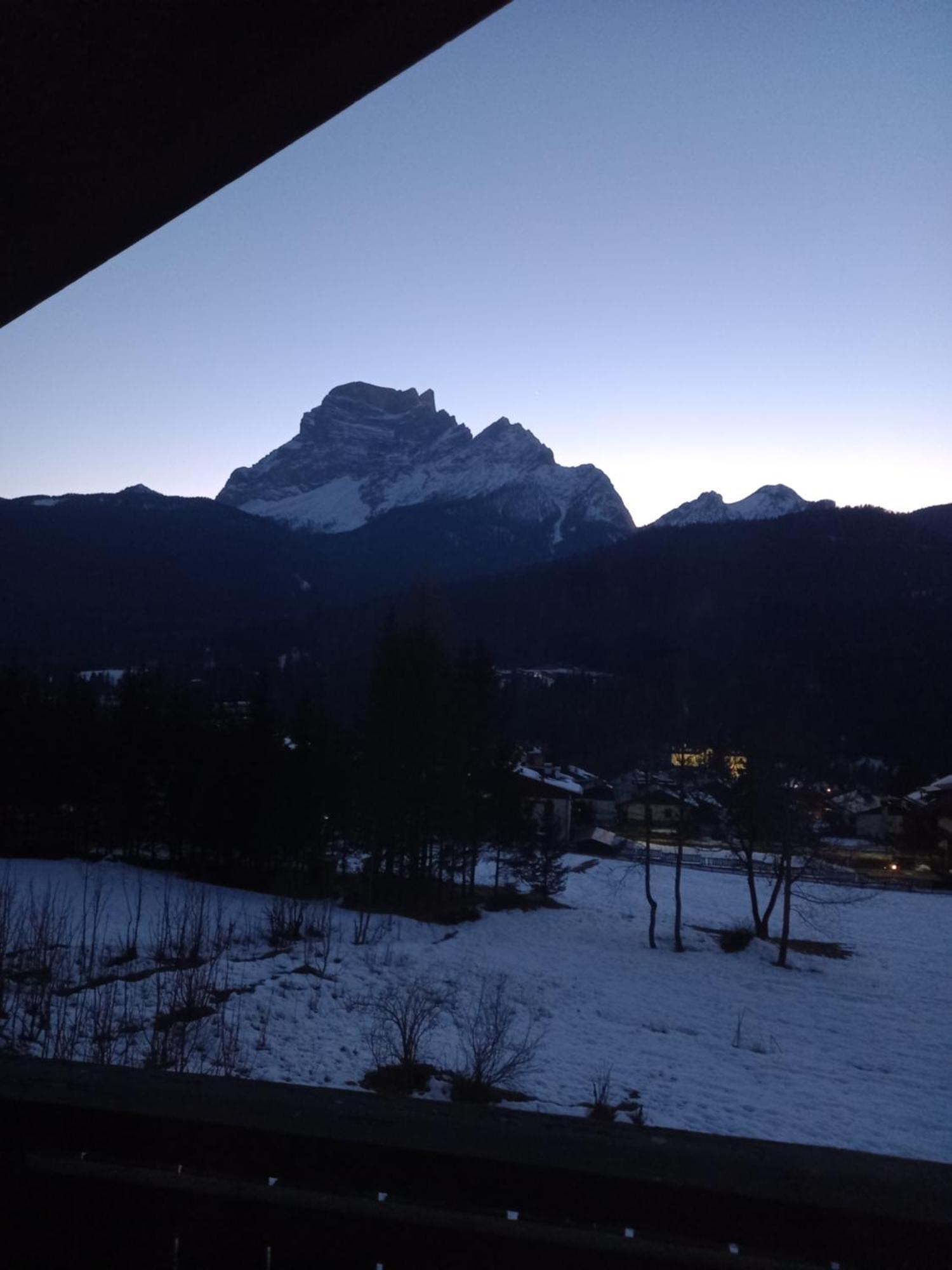 Апартаменты Deliziosa Mansarda Con Vista Dolomiti Сан-Вито-ди-Кадоре Экстерьер фото